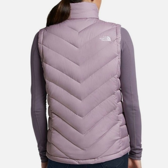 North Face - Roxborough Vest NEVER USED - Picture 3 of 9